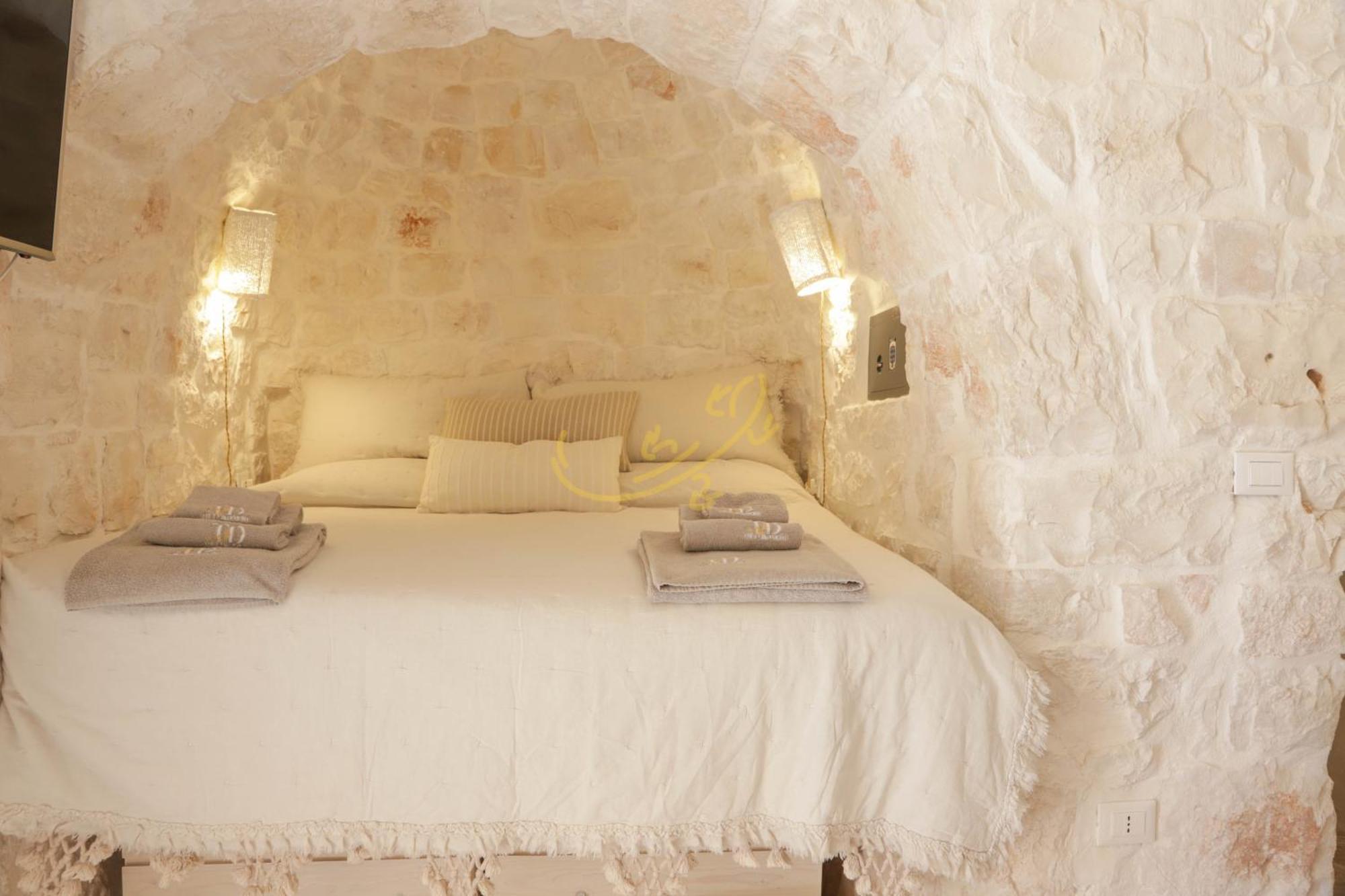 Trulli&Dimore - I Trulli di Carole Ostuni Esterno foto