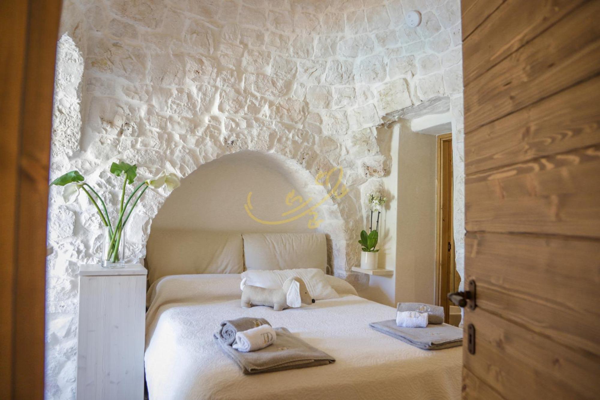 Trulli&Dimore - I Trulli di Carole Ostuni Esterno foto